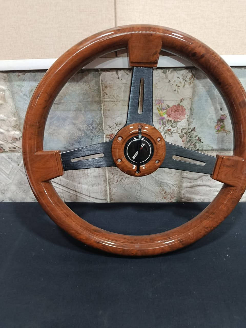 ستيرن سيارة كلاسك لون صاجي


**إذا كنت صاحب هذا الإعلان وتريد حذفه لأي سبب، رجاءا أرسل رسالة إلى الدعم الفني**