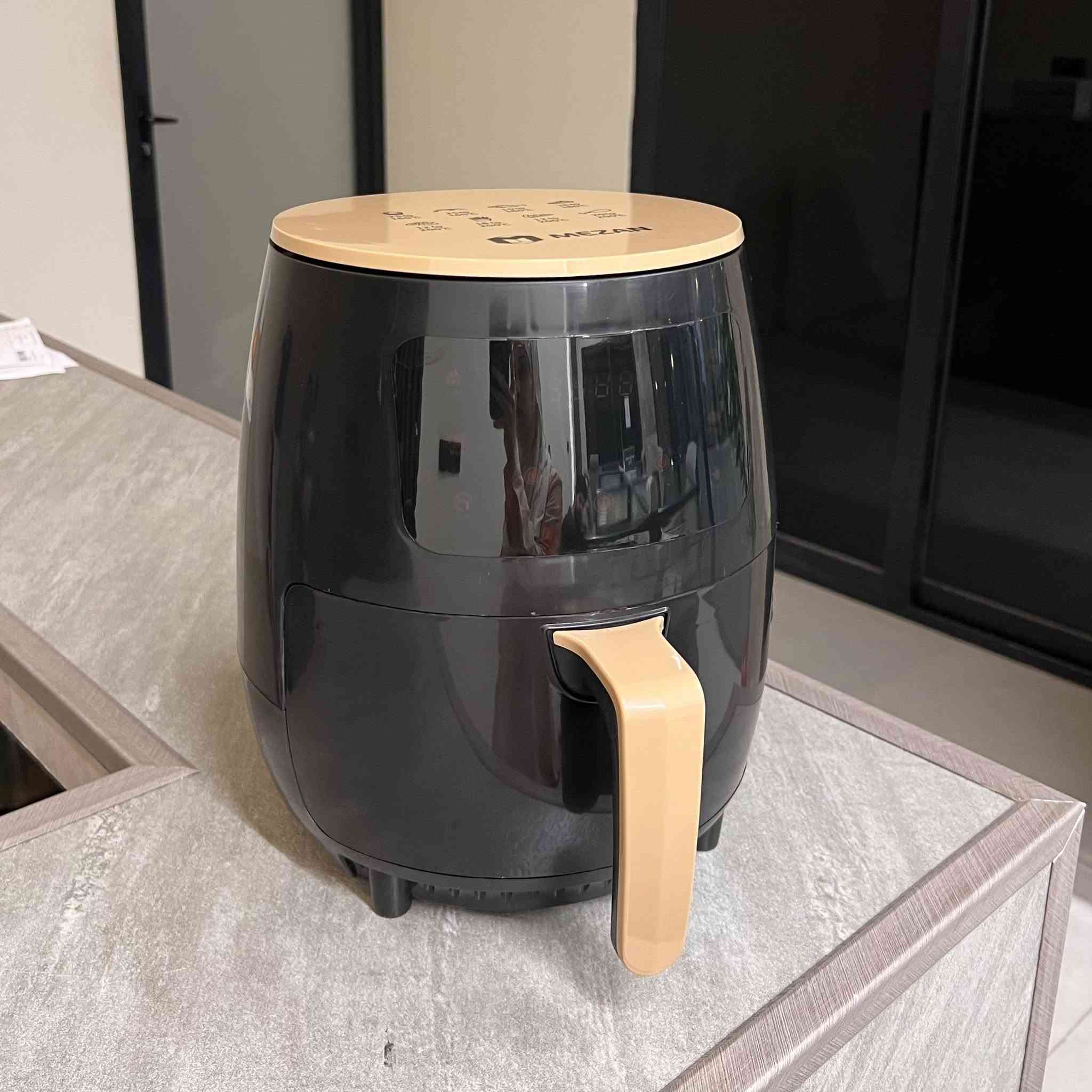 قلاية هوائية الرقمية بسعة 6 لتر
• السعة: 6 لتر (Extra Large).
• لوحة التحكم: شاشة LCD تعمل باللمس

سعر 30


**إذا كنت صاحب هذا الإعلان وتريد حذفه لأي سبب، رجاءا أرسل رسالة إلى الدعم الفني**