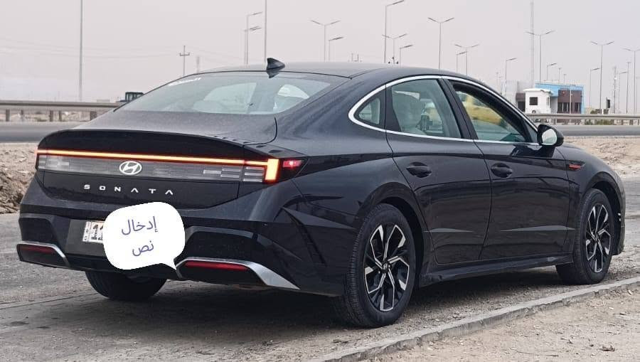 سوناتا  2025 للبيع 175 سعر بلاش مقارنة بخواتها... صور الحادث مرفقه بلمنشور..
حرة بغداد بسمي. 
✅ ايرباك بردة فقط. 
✅ الموديل 2025
✅مقعد سائق كهرباء 
✅ مقاعد امامية تدفئة 
✅ شاشة كبيرة متصلة كار بلي وابل كار 
✅ رادار امامي و خلفي 
✅ شاحن مبايل واير لس 
✅ تبريد امامي لمس 
✅ بصمة تشغيل وابواب 
✅ تشغيل عن بعد 
✅ هاند بريك كهرباء بصمة 
✅ نظام اتو هولد 
✅نظام تزحلق ونزول مرتفعات 
✅محرك بانزين 4 سلندر 2500CC
✅ ستيرن هزاز للتحذير 
✅ كامرة خلفية دوارة 
✅ افكيشن ونظام ملاحة وخرائط 
✅ اضوية زينون و لد نهاري 
✅ نقطة عمياء بالمرايات 
✅  توقف ذاتي لمنع الاصطدام 
✅ صندوق خلفي كهرباء 
✅ أرضيات كاملة و جك وسبير وعدة وكتلوكات
✅ تحكم ستيرن وتحديد مسار ومثبت سرعة  
***********
مكاني دوانيه... بيهه بارد بصيط عله كد شبر مامبين
