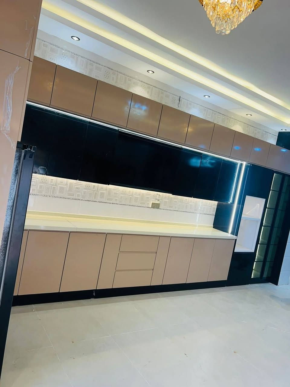 اهل الغزاليه انيالكم لأن صار فرع الشركه الحياة المطابخ الحديثه داخل الغزاليه لن الصراحه شغلهم عالمي وعدهم فروع بكل المحافظات ويشتغلون جميع المحافظات من مطابخ مودرن ايطالي كلاسيك تركي الاماني اسباني جميع الدزاينات بل اضافه الى ابواب شبابيك محجرات ديكورات غرف نوم اي شي يعجبكم راح يشتغلو الكم بكل ثقة تصاميم من مهندسين اختصاص بهذا المجال يعني ماراح تتعبون تسلموهم الشغل وانتو مرتاحين ويشتغلون نضام النقد والقسط على ماستر واسعار تنافسية ودقه بل عمل والمواعيد الرافدين موقعهم بل غزاليه شارع الصديق الفرع المقابل مرطبات فستق مجاور مكتبه البشير ارقمهم 
***********
***********
