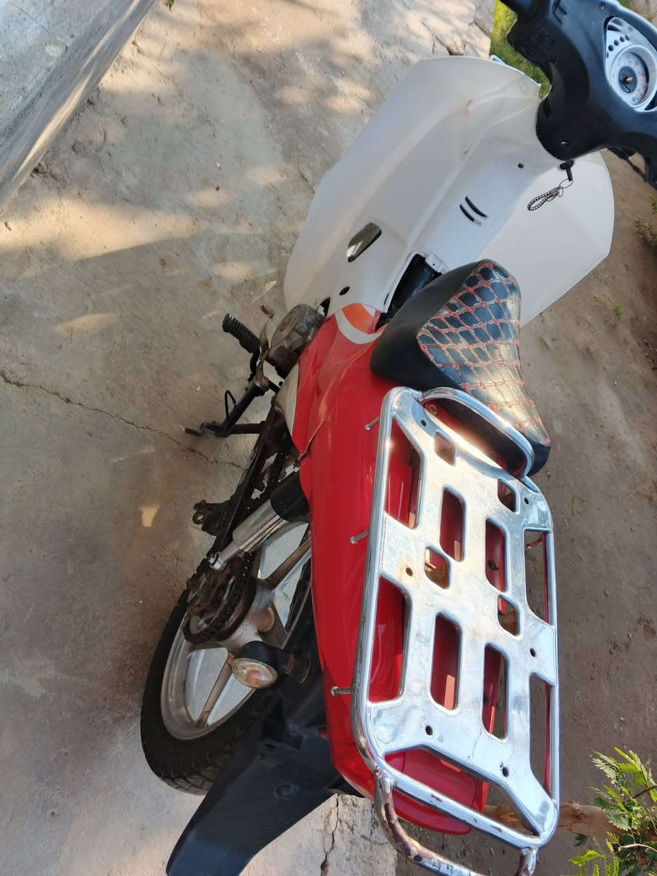 سرفيز لبيع يحتاجله ترتيبات مكينه كير كفرات جدد شغال كامل سلف هندر مكاني بلد اتصل ودلل السعر ٤٥٠بيه مجال للشراي ***********
