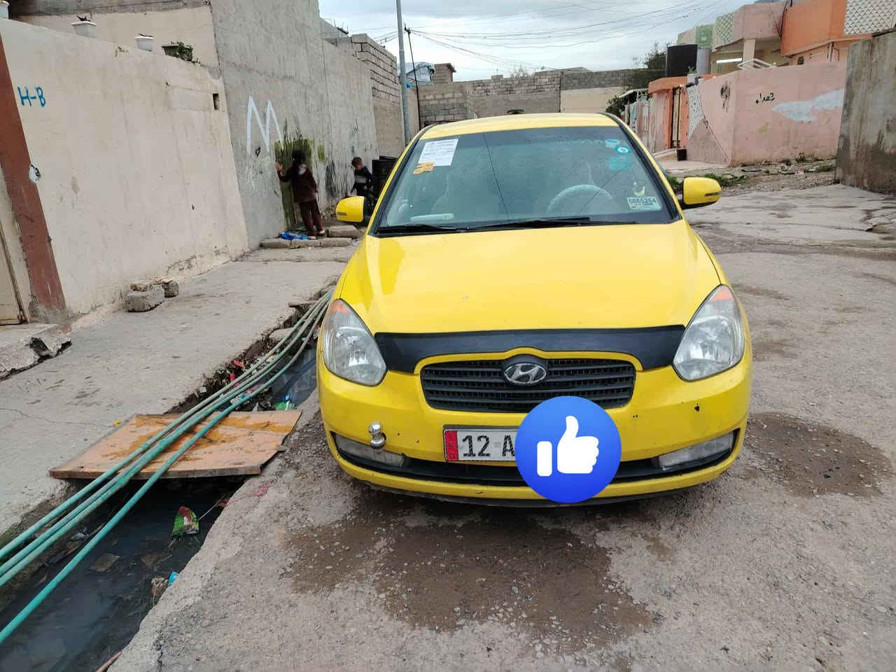 السلام عليكم سياره كامله محرك 16 كاربون بنزين هيئة وغرامات مصفره وهذا الرقم ‏‪0750 737 3580‬‏ وغير متواجد على الفيس   والضرر بوند مبدل اصلي 
السعر اتصل عل الرقم
