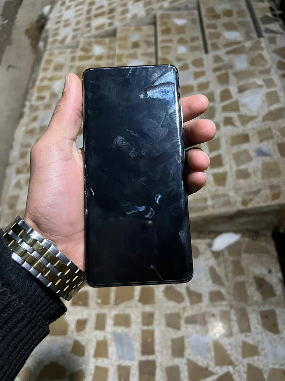 اس 21الترا للبيع قفل 300فقط هاذ فطر بل كلاس ما ماثر ابد رقمي ***********
