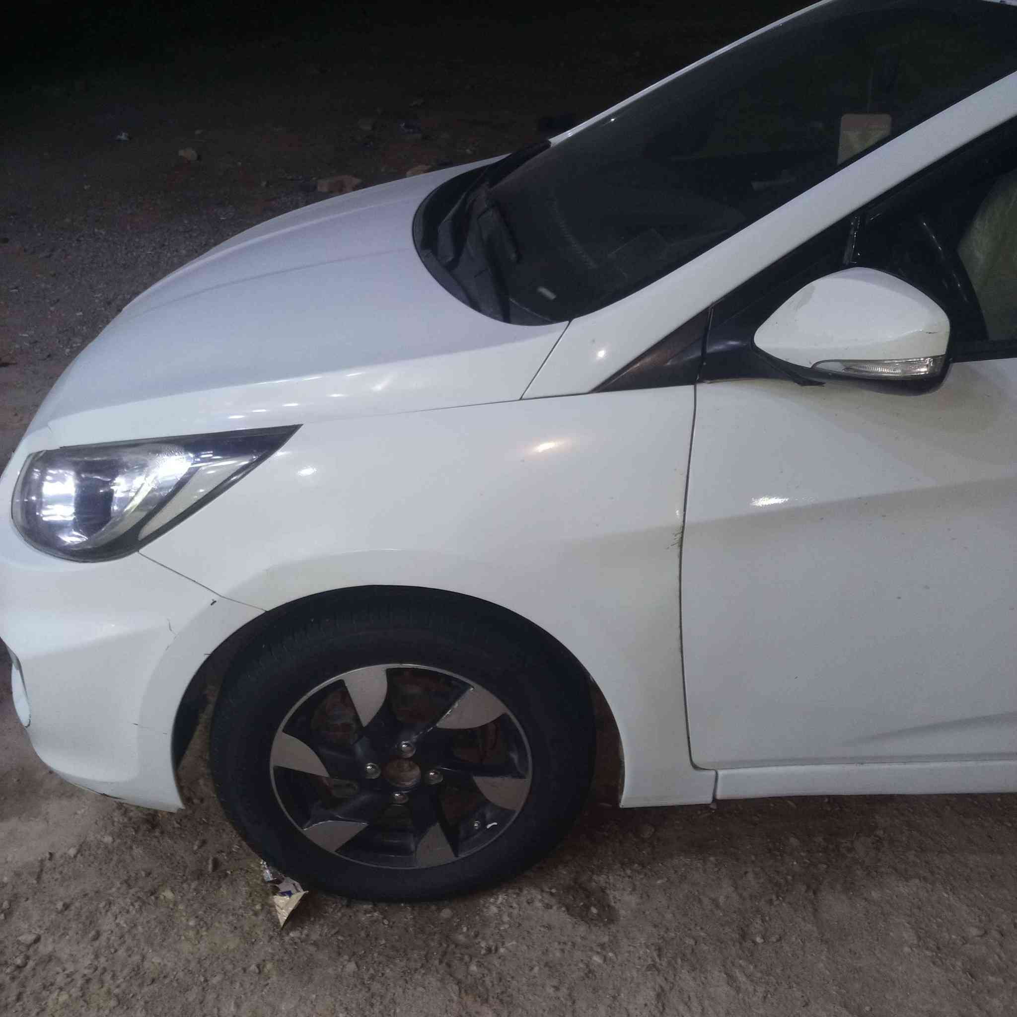 اكسنت خليجي موديل 12 تفاصيل الاتصال على الرقم الموجود *********** Singapore
