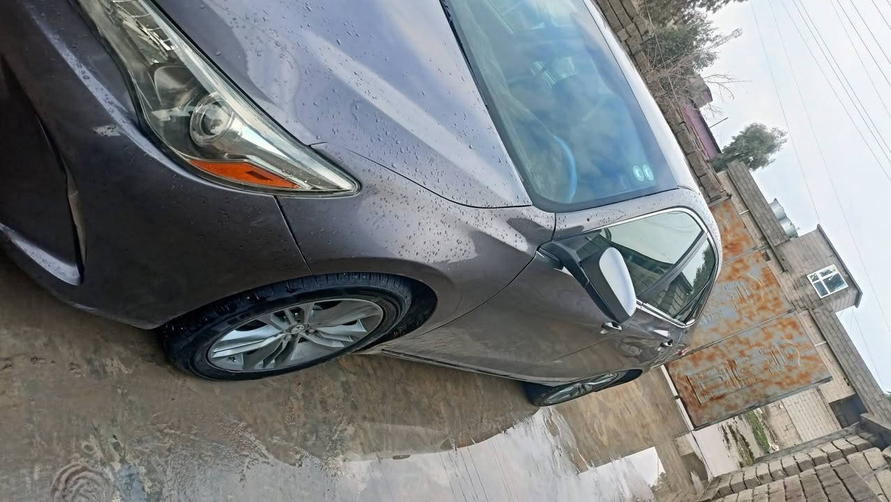 السلام عليكم كامري موديل 2015السياره بسمي رقم سنويه هزه كلو جديدالفئهSe بيهاقطع صبغ سعر130وبيها مجال للطيبين مكاني موصل
***********
***********
