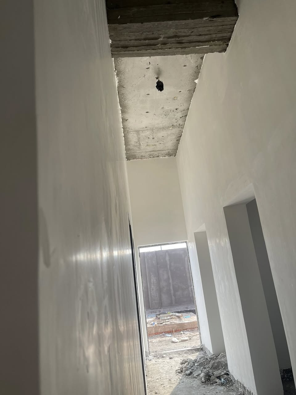 السلام عليكم كادر لبخ وبياظ متفرق حالياً ***********@
