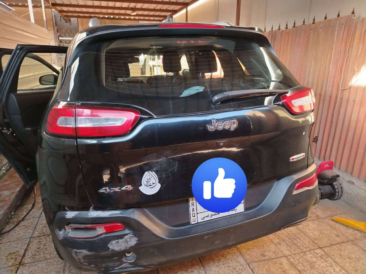 سلام عليكم جيب 2016 رقم بغداد ٦ سلندر فول 1 على ١ سيارة جاهزه رقم بغداد تحويل مباشر  ماشيه ٨٠ مكانها بغداد حادث بسيط مرفق سعر ١١٠ / ***********
