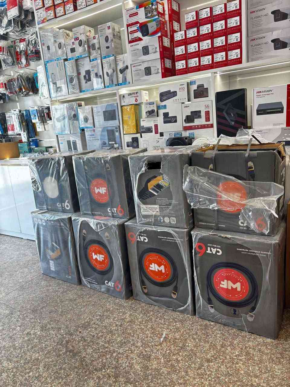 مكتب العمدة كروب
السلام عليكم وياكم مكتب العمدة كروب وكيل رسمي لدى hikvision 
متوفر جميع أنواع الكتات 2mp 5mp 
متوفر كامرات جدارية وسقفيه 
متوفر جميع أنواع الnvr
متوفر جميع أنواع الكيبلات الانلوك والايبي 
متوفر جميع أنواع البوكسات والستاندات


**إذا كنت صاحب هذا الإعلان وتريد حذفه لأي سبب، رجاءا أرسل رسالة إلى الدعم الفني**
