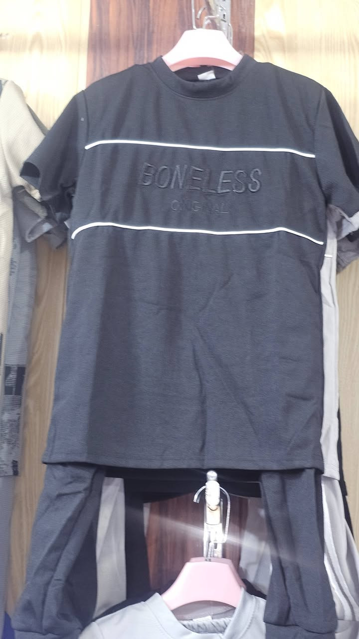 تراكات ولادي وبناتي خامه قطن 
العنوان حديثه ناحيه براوانه قرب اسواق الحاج عامج 

توصيل جميع المحافظات 
للطلب والاستفسار مراسلة الصفحة او الاتصال واتساب 
***********
***********
