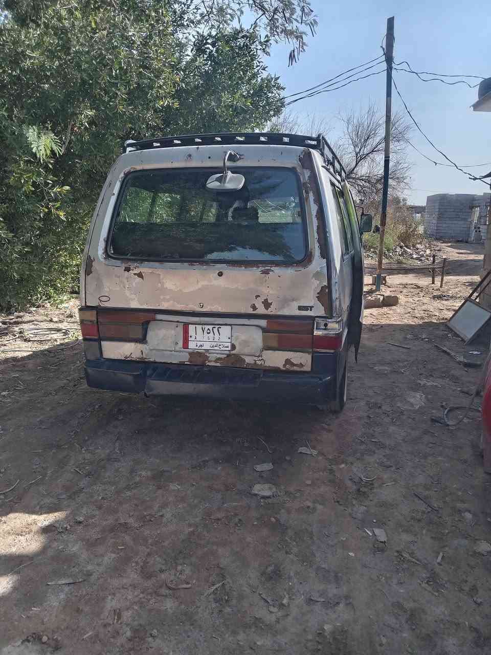 السلام عليكم كيه بسته مديل 93مشروع وطني سنويه لل27تحويل ثاني يوم محرك بي بخار قليل شواصي ما بيهن شي نضيفات تخم تاير كير اكسن خير من الله للاستفسار الاتصال على الرقم *********** للبيع او مراوس
