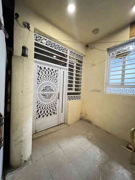 🏠دار للأيجـــــــــــار

فـٓـــي حــــــي الطيـــــارة مجـــــــاور المدهـــــــــش
_________________
المساحــــــة // 100م #طابـــــو #زراعـــــــي #صــــــرف
الواجهـــــــــة // 10م
النـــــــــــــــزال // 10م
_________________

🧱🏗️ #الطابــــــــــــــق #الأرضـــــــــــــي
غرفـــــــــة وصالـــــــــة وهـــــــــول ومطبـــــــــخ ومجمــــــــــــع صحيــــــــــات وطارمـــــــــــة ...
🧱🏗️ #الطابــــــــــــــق #الثانــــــــــــــــي
غرفتيـــــــــــن وهــــــــــول ...
_________________
____________💲
قيمــــــــــة الأيجــــــــــار 500 آلـــــــــــف  
____________💲
_________________
#مكتـــــــــب
          🧱🏗️أمــــــــلاك بابــــــــل للعقـــــــار🧱🏗️
#الكائـــــــــن
   شارع_الكرامة_قرب_الضريبة_مقابل_التخطيط_العمراني
         ***********📞☎️📞***********
_____________________________________________
