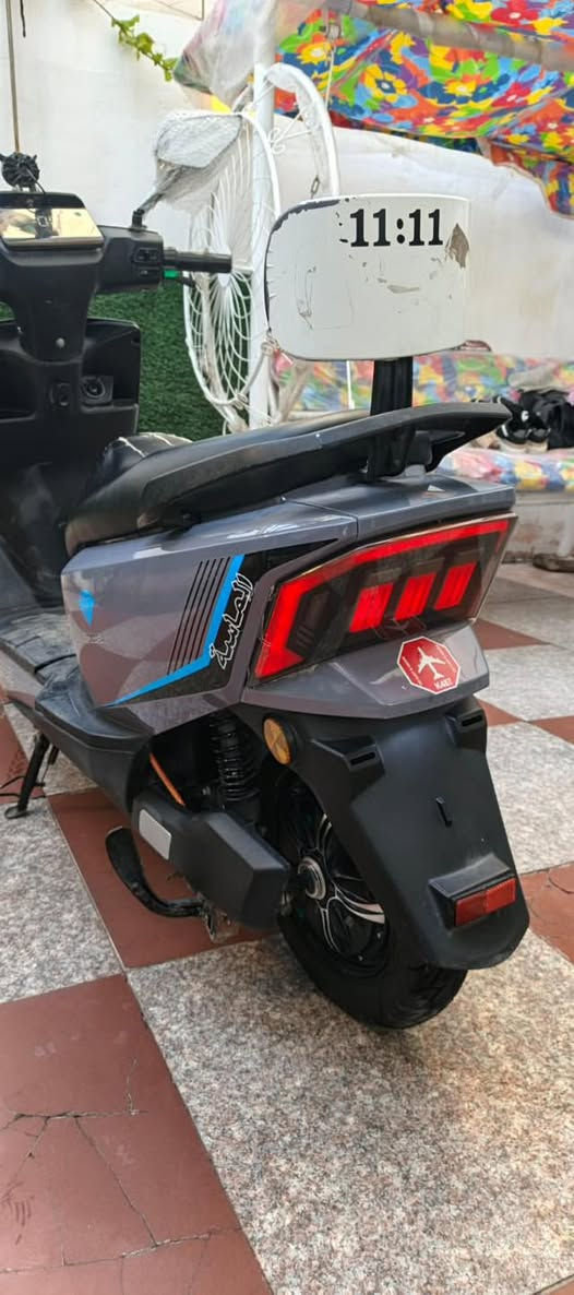 السلام عليكم دراجه شحن نظيفه بطاريات زينه ونظيف السعر 550 وبي مجال للاستفسار هـ +964 786 306 7917


**إذا كنت صاحب هذا الإعلان وتريد حذفه لأي سبب، رجاءا أرسل رسالة إلى الدعم الفني**