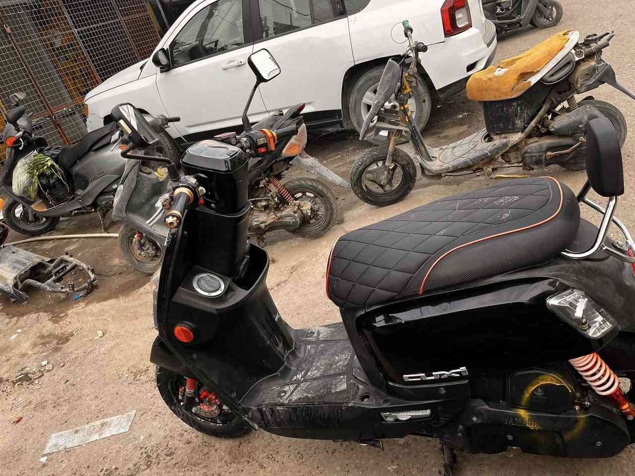 السلام عليكم ماكس بوليس مزوده بلاد برغي واحد مامفتوح بيها ولي يريد يستفسر هاذ الرقم ***********
