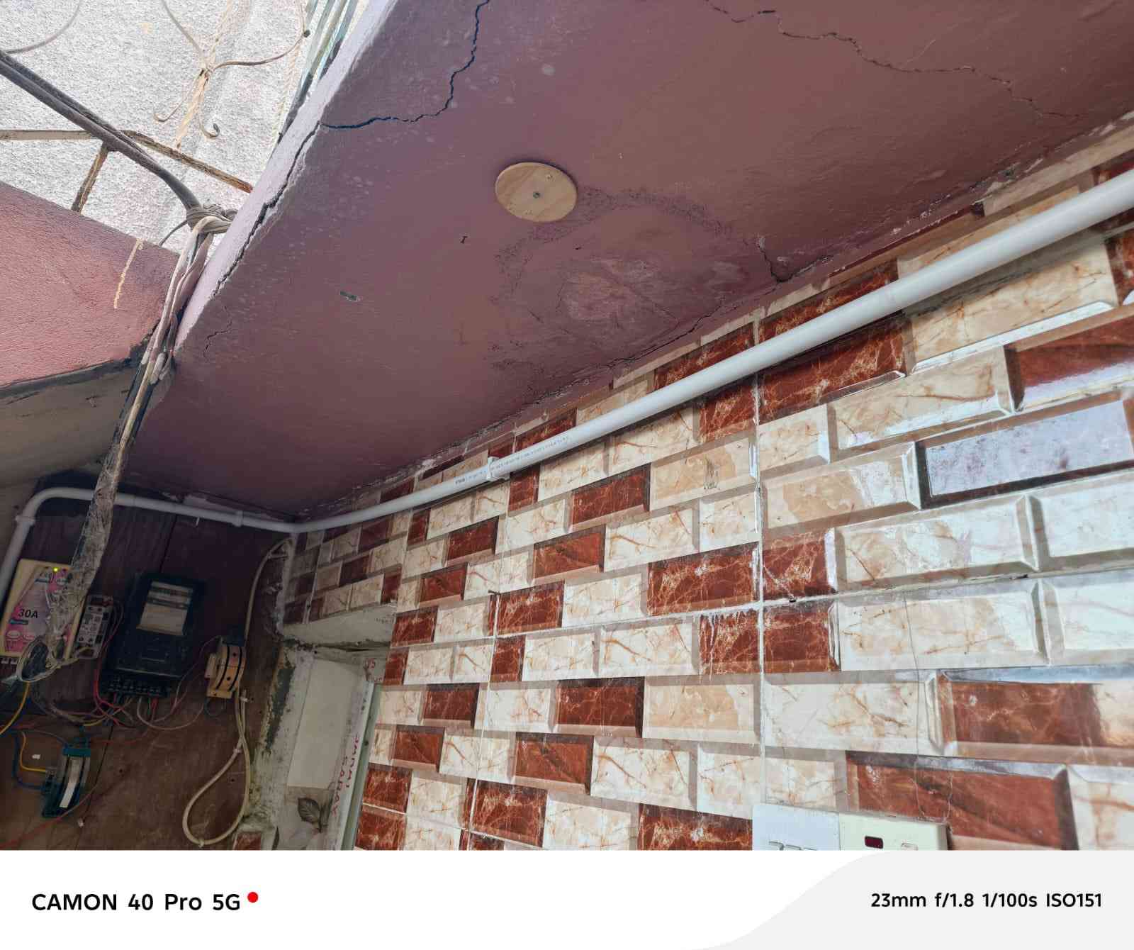 السلام عليكم. 

تم بعون الله وتحت رعايته وكرمه 
تنصيب منظومه.مستقبليه ذات سعة 15 امبير ليلي نهاري. ومستقبليه بمعنى انه اذا اراد صاحب الدار ان يزيد  عدد الامبيريه فلا تكلفه الى لوح او لوحين فقط. 
 
شركة الراسخ للطاقة الشمسية لا تستخدم المجدد   نتعامل فقط بالاصلي والخاضع للرقابة والفحص.  

ضمان استبدال حقيقي. في كل المواد المستخدمة. 

بطارية انڤوليتك ذات سعة 15كيلوا بظمان 5سنوات استبدال وليست صيانة.

    
انڤيرتر من شركة گوز بور العالمية بظمان استبدال أيضًا لمدة3سنوات 

اللواح ذات سعة 640 انتبه640 واط بظمان استبدال. 25سنة. إلا حوادث العوامل الخارجية 
لاسامح الله    ( كفانا الله تعالى واياكم شرها) 

السطح سطحي. والمال مالي.  والشمس شمس ربي. 

لمزيد من المعلومات ومعرفة اسعار المنظومات وقدراتها. ب.. النقد والاقصاط. اتصل على الارقام 
***********
***********
 ومن الله التوفيق.
