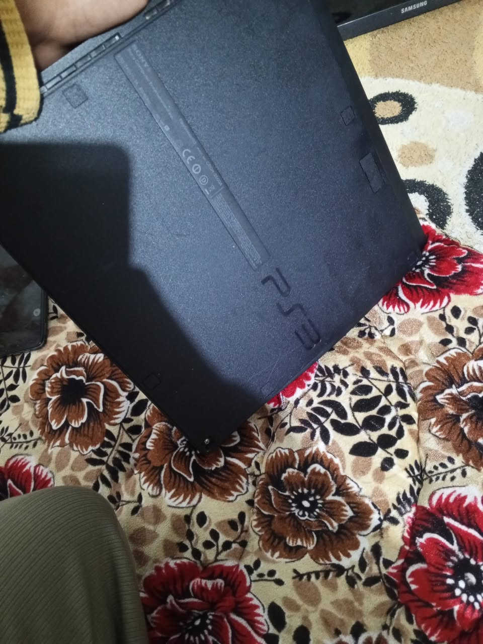 السلام عليكم بلي 3 سلم مهكر مع هارد خارجي مع 3 يدات ثنين تجاري ووحده اصليه كامل ملحقات البلي جديد مال باله لا مفتوح ولا مبدل بي شي استخدام 10 ايام 
 

وايده مراوس ببلي 4 سلم وانطي فرق واذا بيع

سعره 140 قفل مكاني النجف كوفه 

*********** واتساب أو اتصال

متوفر ع الخاص.
