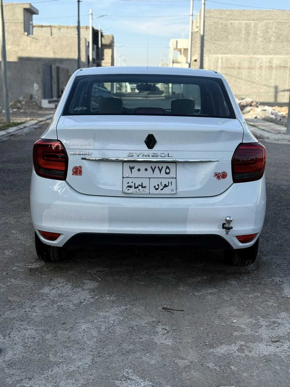 السلام عليكم
رينو سيمبول ٢٠٢٠
ماشية 49
مكفولة من الضربة  بس جامغ واحد صبخ بدون دواخل 
تخم تاير جديد
باتري جديد 
سنوية جديدة باسمي
هزة جديدة
رقم انكليزي 
ارضيات جلد وصندوك 
دوشمة للكشنات
كير مكينة جيدة
المكان خانقين ديالى 
السعر 90 بي مجال
***********
