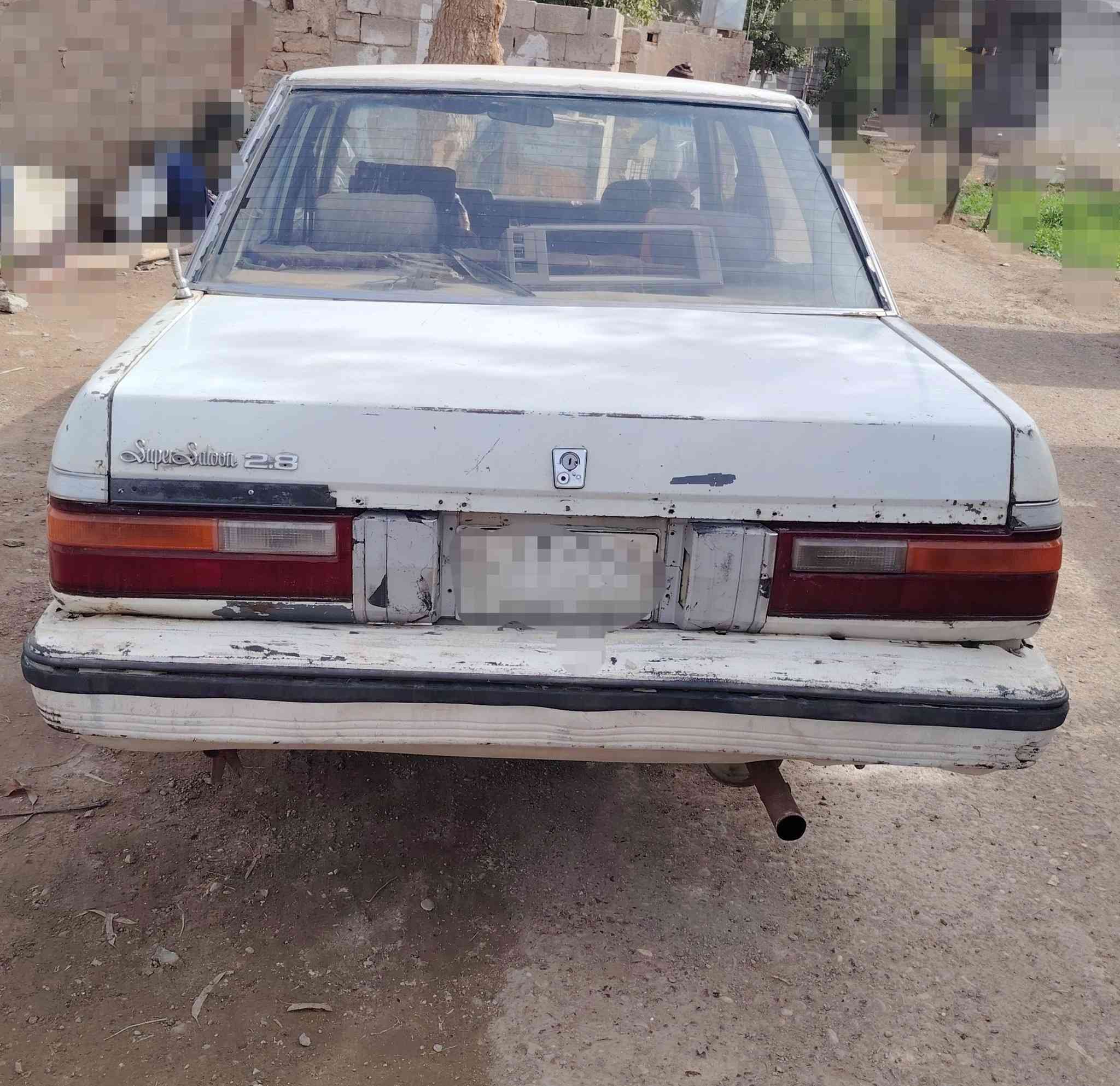 السلام عليكم  للبيع سيارة سوبر موديل 85 سياره مكفولة محرك وكير بسمي  السعر 25بيهه شوية مجال ***********
