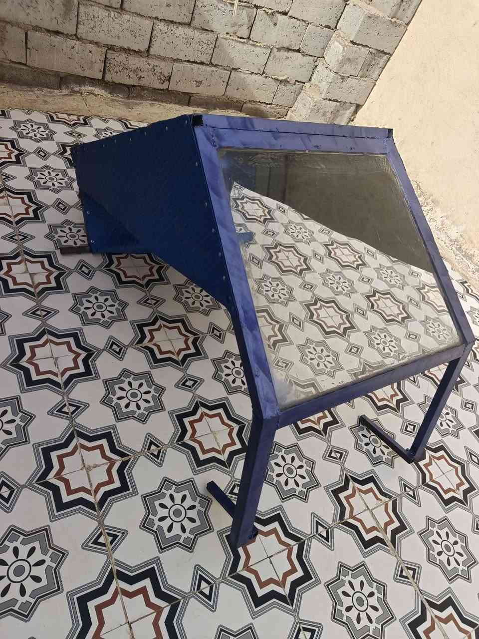 قماره ستوته للبيع نضيفه وجاهزه مغلفه من داخل مكان ديوانيه السعر ب115الف  وبيه مجال 
***********
***********
