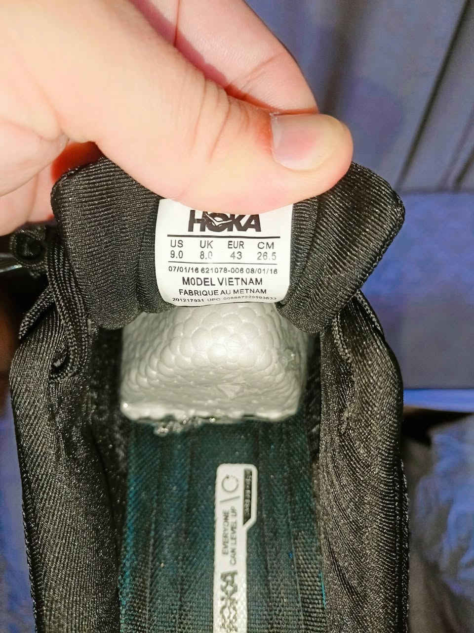 هوكا
قطعة صنع فيتنامي حت ايصالاتها موجوده
قياس 43
قدم 26.5
عنوان كركوك 
توصيل لا يوجد


**إذا كنت صاحب هذا الإعلان وتريد حذفه لأي سبب، رجاءا أرسل رسالة إلى الدعم الفني**