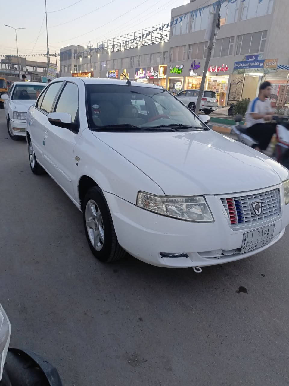 السلام عليكم
سمند 2011  رقم ذي قار باسمي مكفوله وجاهزا من كلشي من تبريد لمكينا لحداديه كهربائيات ع البلاد السياده نضيفا السعر 44 وبيها مجال 
***********
