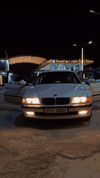 سلام عليكم من رخصت مدير الكروب المحترم 
بي ام للبيع مديل 95 حجم 730اصل بسمي سياره رقم نكليزي مكفوله من ضربه وخياس صبغ جماليه كلشي بيه شغال نقص بس دبلات خلفيه 
مكان نجف كوفه *********** سعر 75وبيه مجال قليل
