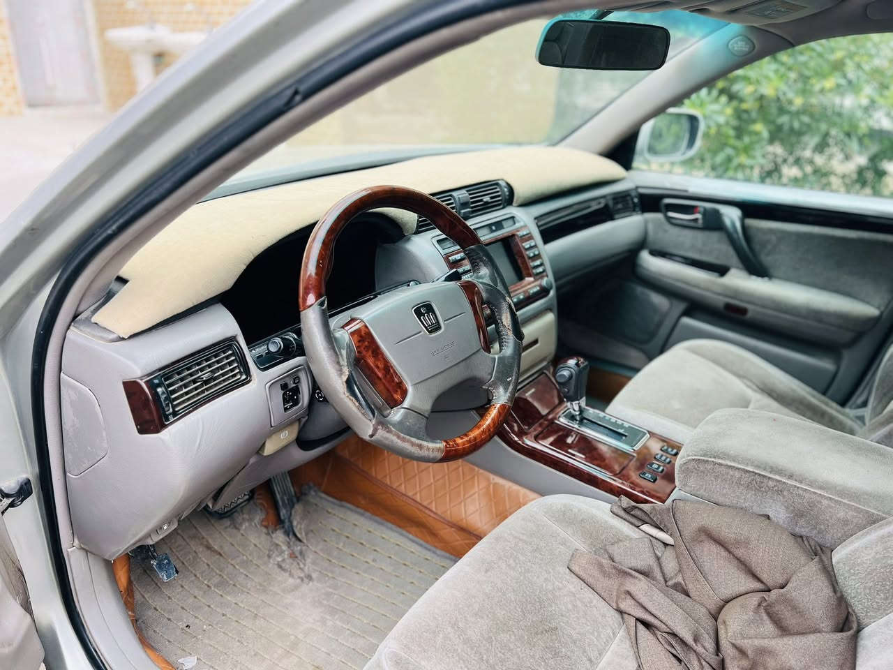 ﷽
تحيه طيبه اخواني الاعزاء للبيع أو مراوس حسب القناعه تيوتا كراون ملكه 2003 معلايه 2005 السياره بدون كصه حاجز اله رقم بالمرور بشهر الرابع موعد اجراء الرقم السياره بدون كصه وعيب شرعي وضربه قويه بيه مكانات صبغ ابيع حزام السياره فول مواصفات عده الفتحه مكينه 3000 المرغوب السياره نضيفه مكينه كير حدايه تخم تاير تبريد غرفه كله نضيفه السعر 95$ وبيه مجال بسيط للشراي 
مكان السياره كربلاء 
رقم الهاتف//***********
رقم الهاتف//***********
الخاص مغلق فقط اتصال
