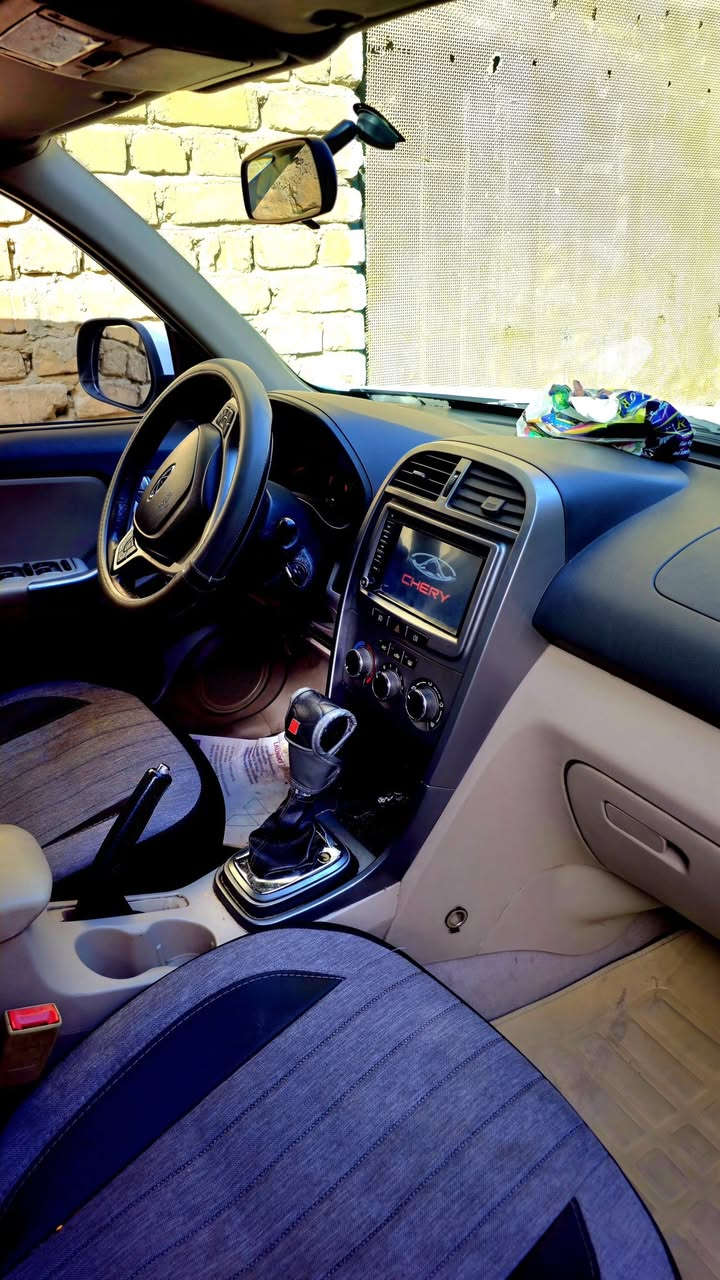 السلام عليكم تيكو3 موديل2018
كير ميكانيكي مكينه 2000 رقم بغداد انكليزي بسمي ماشيه 79 الف حقيقي مواصفات السياره فتحه سقف داخل بيجي شاشه وكامره  حساسات   السعر (85$) وبيها مجال
بيها جاملغ الامامي بي بارد مثل ماموضح بصورة
المكان بغداد المعامل 
حي النصر 
***********
