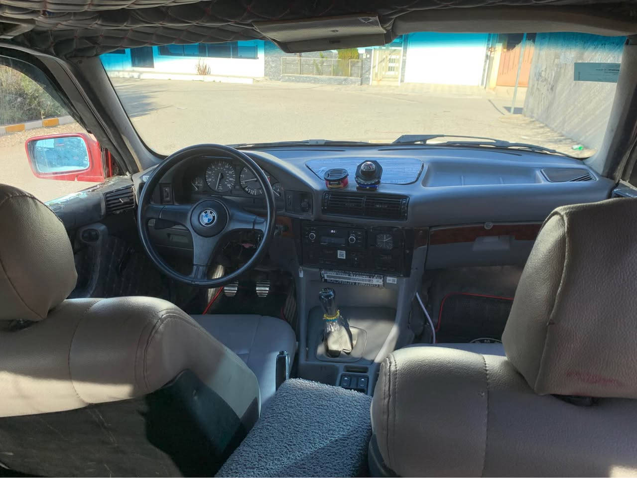 سه رتا به ناوی خوا 
e34لوکم هیناون
520iزور زور به قوته ماشه الله
مودیلی 1991
سلایته
ناو رساسی
کوشن جلده
گیر عادیه 
ده عامی پیشو دوا m
سوکانی m
دوکه ل بوغار به شرتی 1000فیته ر 
که هاتی ۳فیتر بینه لگه ل خوت بو فه حس
چوار تایه ویلی موشه به کی جوانی له ژیره 
لایت زینون 
یک قرچی پشچوکی هه یه بیناو گرتن شاینی باسکردن نیه 
ئارمی پلاسیکی له گه له به هه دیه 
من به علوج ئه یفروشتم 
مالی مه دنی دزیاری به شرت 
سعری 24گه له ویک توز معمله یکی که م 
شوین سلیمانی 
***********واتساپ
تیبینی گورینه وه ناکه م 
قیستو قه رزم نیه به س فروشتن
ئادمینی گول🌹🌹 السليمانية, العراق
