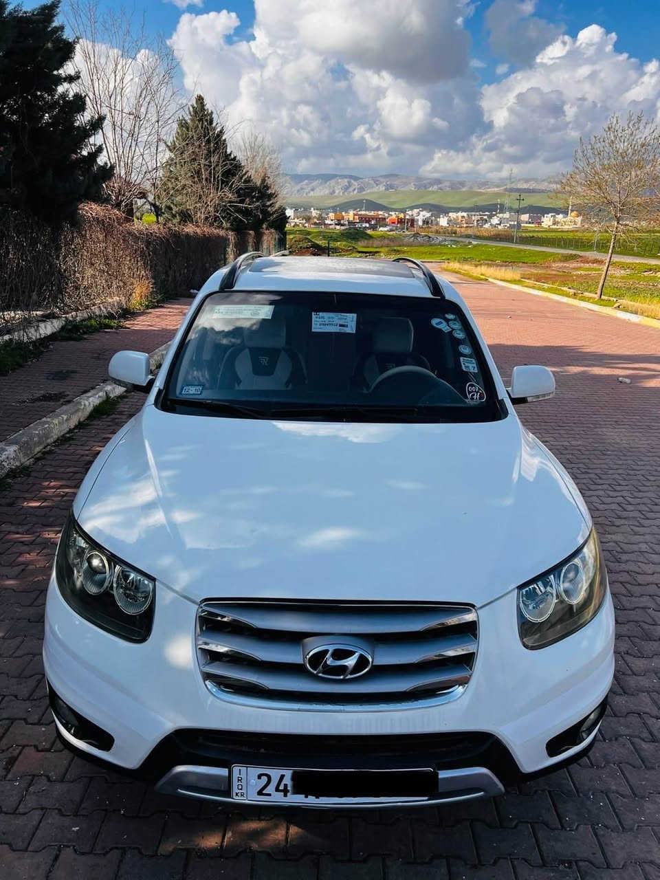 هونداي سنتافي 
موديل 2012 
خليجي 
مكينه 4 پستن 
فول موصفات به س به صمه نيه 
سيلايت و سلاجه و ته بريت مه ركه زي 
رقم سه نه وي جديد هه تا 2031
بي سبغ 
تخم تايه جديد 
موبايل *********** اكر, نينوى
