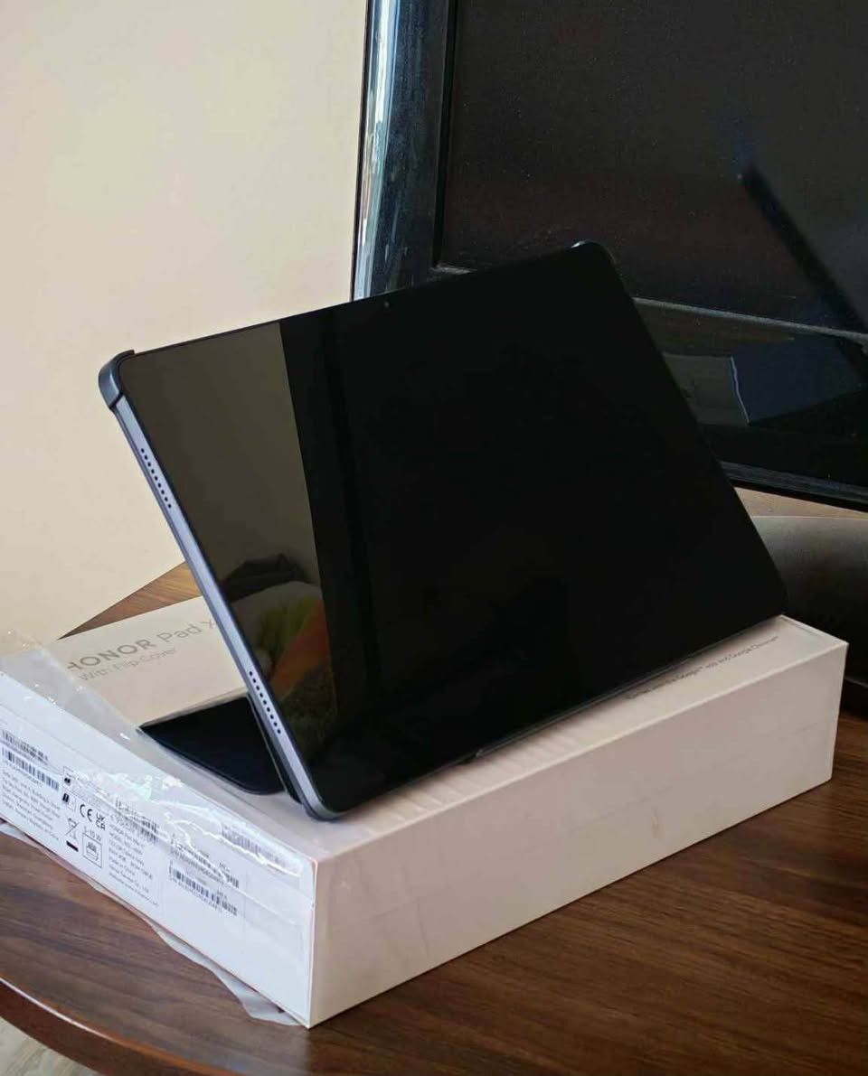 Honor Pad X8a
مع كفر دفتري ستاند و كارتون و شاحنة
جهاز نظيف مستعمل شي قليل 
ضمان شركة جبال (باقي ٥ اشهر)
ذاكرة 128
حجم الشاشة ١١ انج
كامرة 5MP
حجم الباتري 8300mAh
snapdragon 680 4g معالج

التواصل واتساب ***********
العنوان الموصل
