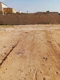 ١٠٠م • تطويب • قريب شارع عام