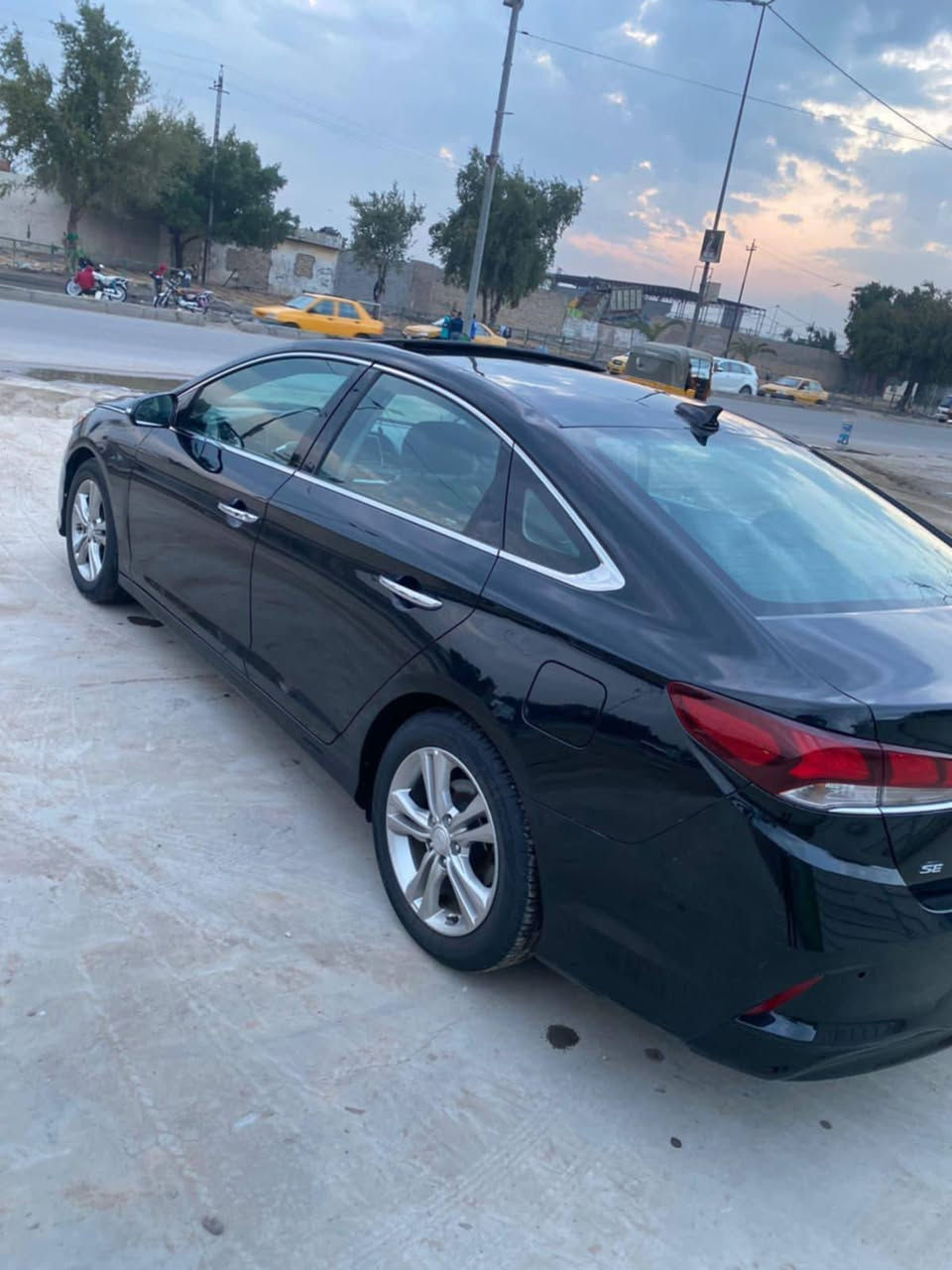 سلام عليكم سوناتا 2018 امريكي للبيع مكان بغداد التاجي
حادثه  جاملغ وبنيد وتبديل جنطه سرقه
السعر 125وبي مجال لطيبين
رقم الهاتف/***********
