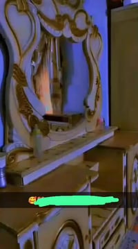 غرفة نوم • للبيع