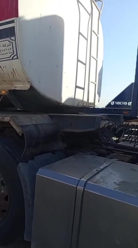 سلام عليكم سكانيه البيع هيه ولصهريج السياره جهازه الشغل اي نقص مابيها تخم تاير رقم بغداد شرط التحويل استفسار أكثر خابرني سعر 3وبيها مجال مكاني بغداد ***********
