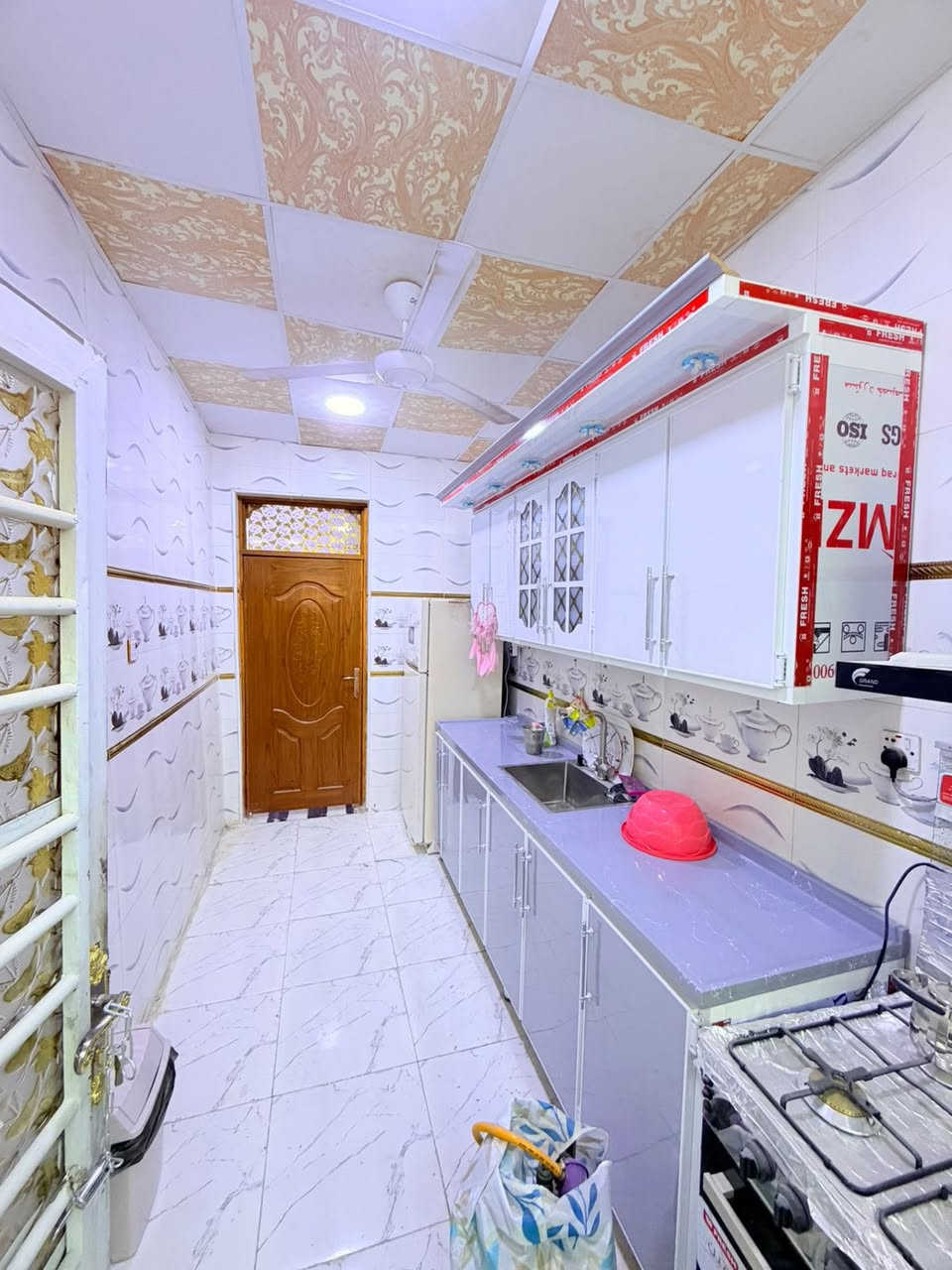 ‏يا الله بيت للبيع زراعي نجف حي ميسان قرب سكله الكرعاوي

‏المساحة.  100 متر  صب كون كريت. بناء جنائ

‏قرب شارع 60   يحتوي على غرفة    صالة     مطبخ

￼ استقبال.   صحيات   داخلية وخارجية

‏السعر    58 وبي مجال    

‏الاتصال على الأرقام.   ***********     ***********
""""""""""""""""""""""""""""""""""""""""""""""""""""
            ‏مراجعة مكتب أبو حوراء الحسناوي

‏عنوان المكتب حي ميسان مقابل السوق الأخير

    ‏يوجد لدينا. بيع شراء إيجار رهن
""""""""""""""""""""""""""""""""""""""""""""""""""""
