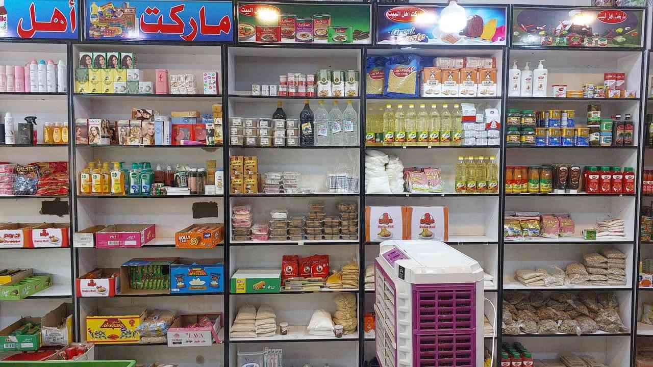 رفوف للبيع عدد 8 سعر رف 75 الف مكاني كربلاء ***********

