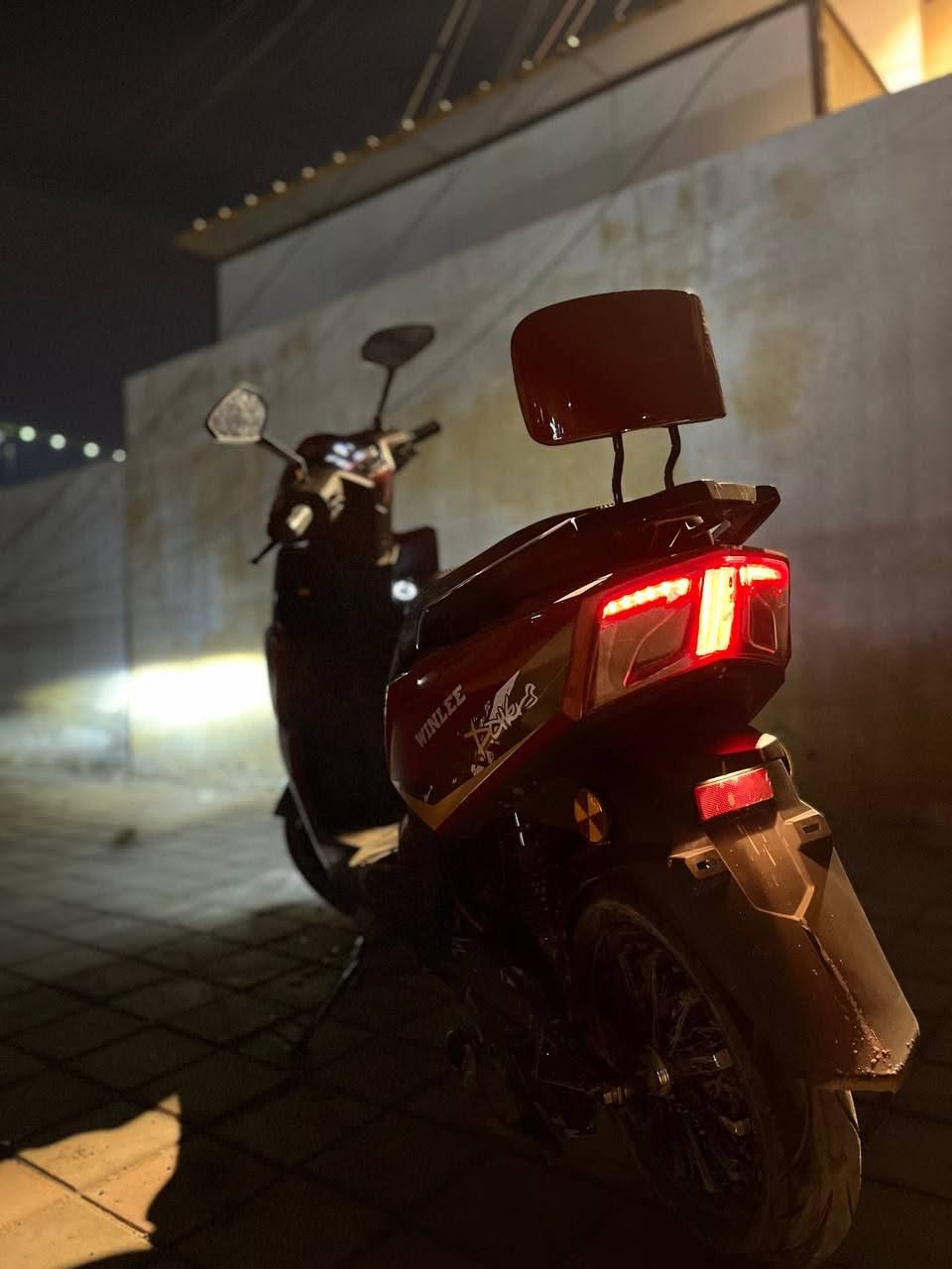 دراجه شحن للبيع  نقصه بطاريات فقط  🛑سعر (400 ألف) وبيه مجال الرقم ***********

