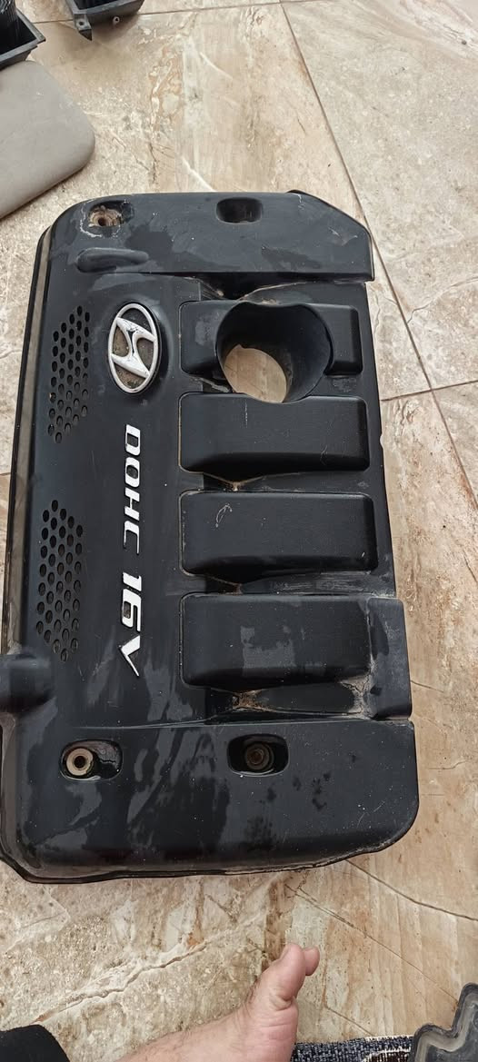 السلام عليكم قبق محرك و حاضنة النترا 2008 للبيع 
موبايل ***********
