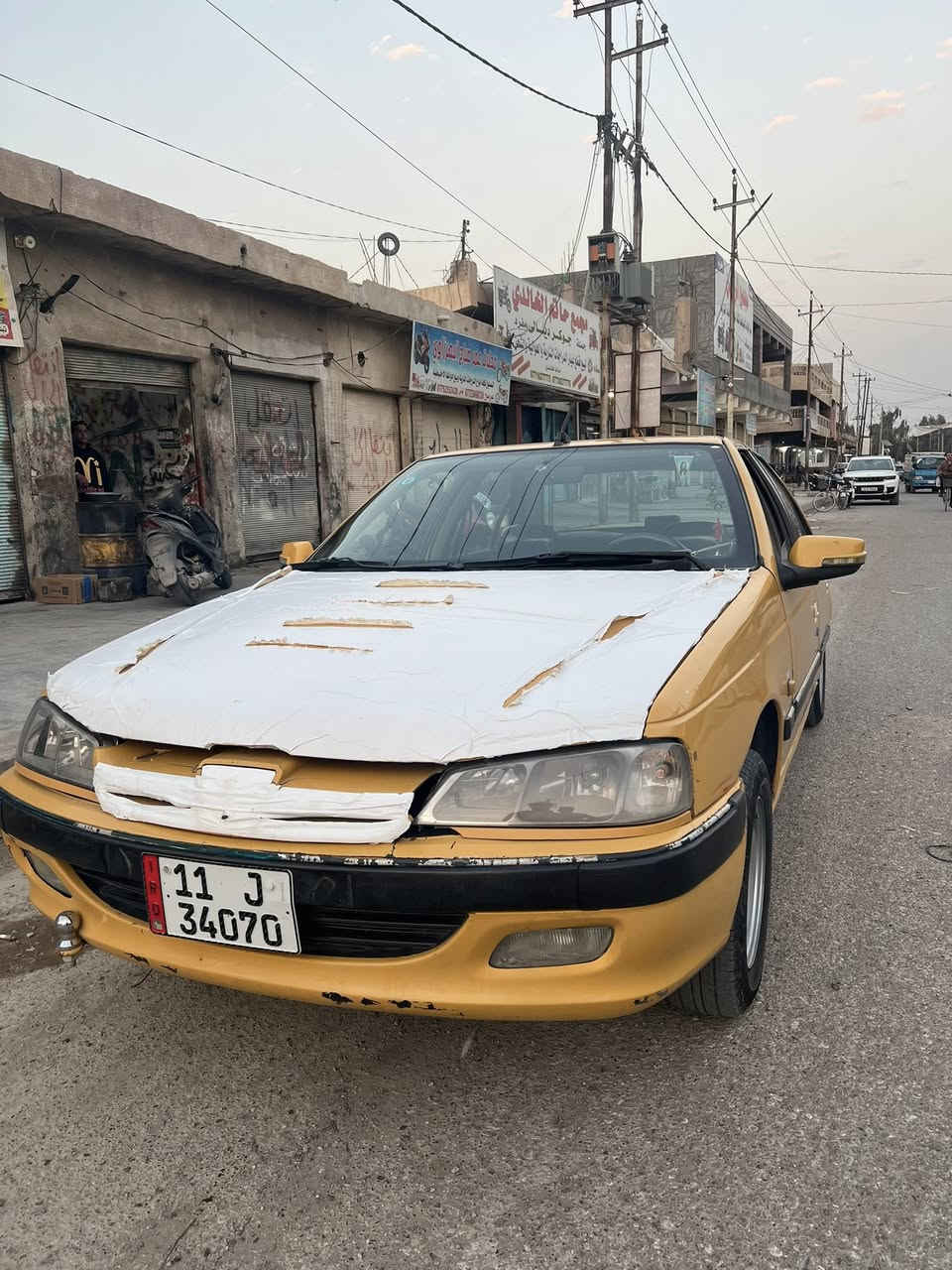 بيجو بارص 2015السياره خير من الله تدفئه تبريد كله شغال  كهربايات كله اي نقص ما بيها مكينه بللكارتوني  السياره تخبل الله شاهد نقصها دعاميه سياره خاصه ما اشتغل بيها تكسي  بس ترتيب يرادلها داخلها نضيف  السعر 35 وبيها مجال للشراي اتصل وتشلع اعيوني مكاني ديالئ بعقوبه تحويل مباشر السياره بسمي اتصل ودلل ***********
