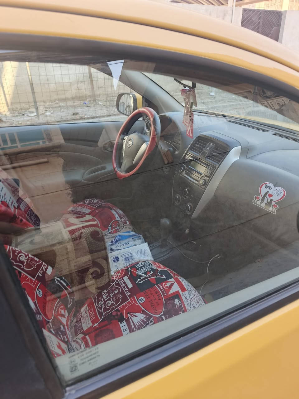 السلام عليكم نيسان صني هندي مديل 2022 نضيفه  ضربته جاملغ خلفي ول صندوك بس كلهن بارد السعر ١٠٠ رقم ***********
