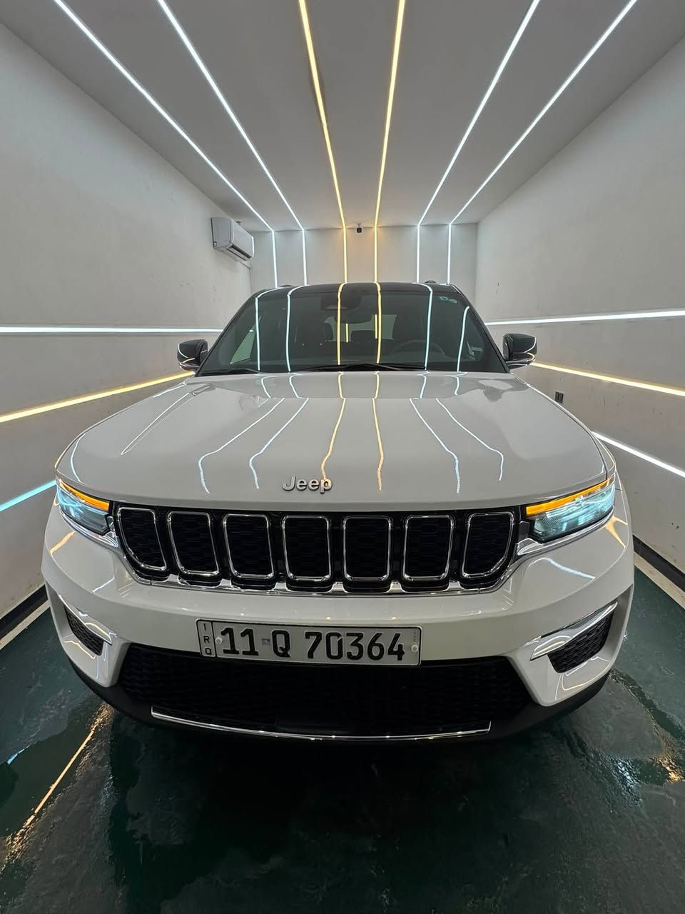 السلام عليكم جيب كراند شيروكي2024 4XE وارد امريكي
Jeep Grand Cherokee 4Xe 2024 2.0L

         حجم المكينه : 2000  تيربو + هايبرد + بلك ان 

المسافة المقطوعة : 47 كيلو متر 

حادث السياره : سرقة مع التقرير بلمنشور 
                         

          حالة الايرباك : سليمه بدون ايرباك

#مواصفاتها

1.بصمه

2.ستيرن تدفئه

3. تشغيل عن بعد

4.دمام خلفي

5.كشنات جلد

6.كشن السايق ميموري

7.كشنات كهرباء

8.صندوك كهرباء

9.حساسات خلفيه

10. قطع تبريد 

11.اشاير بالمري

12.رادار امامي

13.رادارات 360

14.ثلاث وضعيات قياده

15. بنوراما فتحتين

16. كير ماوس

17. نظام منحدرات

18. هيترات بالكشنات 

19.ويل كب كروم

20.لايتات لد

21.بكلايت لد

22.كشافات

23.بصمة ابواب

#السعر :  320$ و بيه مجال

تفاصيل اكثر هذا ☎️رقمي *********** تحياتي 

مكاني بغداد الكرادة
