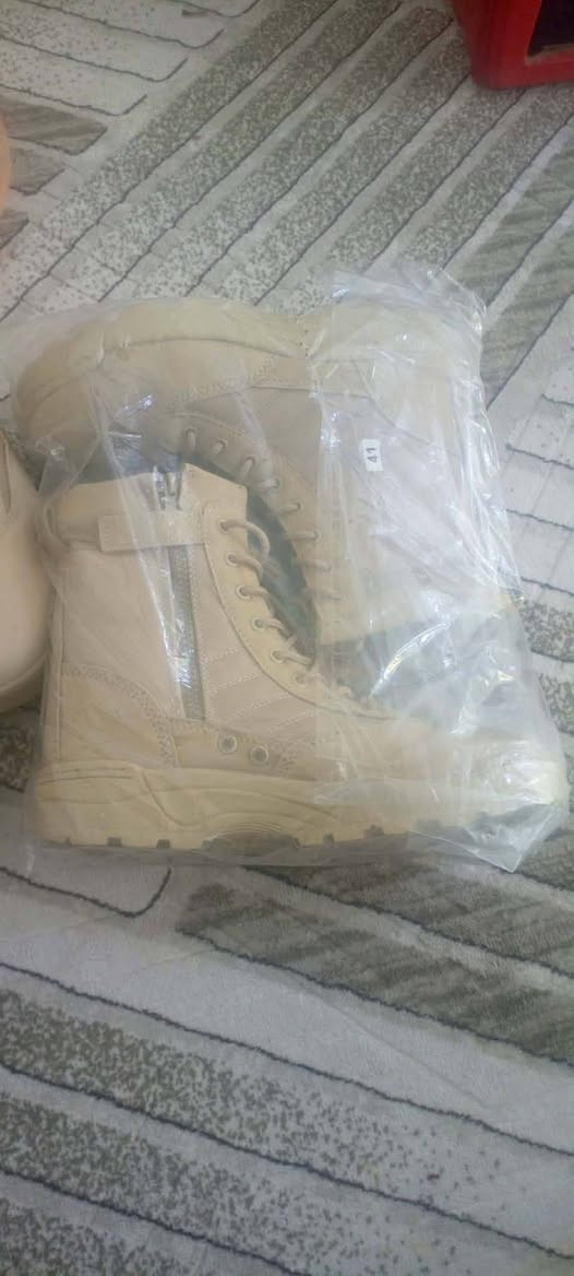 بسطال جديد يفيد اهل العمل الحجم 41 و43 السعر 15 الف الواحد


**إذا كنت صاحب هذا الإعلان وتريد حذفه لأي سبب، رجاءا أرسل رسالة إلى الدعم الفني**