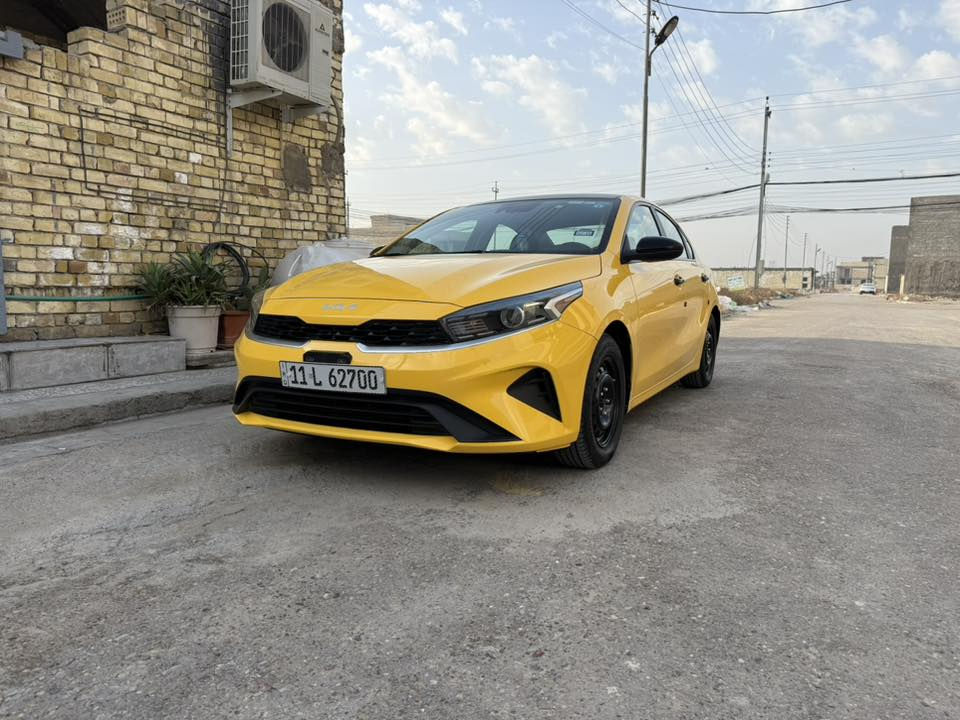 السلام عليكم
السعر (158)

فورتي              (بيع فقط)
موديل 24مريكي   بغداد

سنويه لل2030

السياره ماشيه ٢٥ الف فقط
حادثه مثل مموضح 
بدون تبديل بدون دواخل
بدون ايرباك
المواصفات نص

كامره خلفيه

 تحديد مسار + نقطة عمياء+سياقه ذاتيه تحسس ازدحامات
مانع انزلاق 

ورادار امامي
شاشة  كبيرة تدعم كار بلي واندرويد اوتو + شاشه اعطال 
ثلاثة انظمة قيادة 
تحكم ستيرن كامل 
كروز سرعة 
دشبول دجتل وعربي 

محرك 2000  دوش 

تخم تاير ويل جدد 

اسياره علئ البلاد حجره ممشويل اي كلوب بيه ممشتغل 
سياره جهازه وصفاحها موس وكبل للشارع وجديده بالعافيه علئ الي ياخذها

عنوان بغداد
الدورة
حي دجلة

***********
