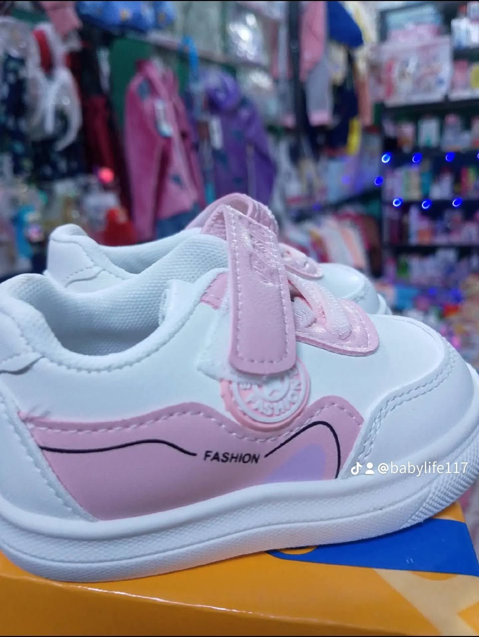 ‏🧡 🌷 🌺 👼🏻 بوتين ولادي بناتي 👼🏻 🌺 🌷 🧡
‏✨   ♥️ خامة ممتازه خفيفة وراقية جداً  ♥️   ✨
‏✨   ♥️    القياس : 18 الى 23    ♥️   ✨
‏🧡 🌷 🌺  السعر ::  7 الف فقط   🌺 🌷 🧡
‏🧡 ترقبوا المزيد من الموديلات الحصرية المميزه 💛
‏🍒فقط لدى محل🍓💚 بيبي لايف خانقين 💚🍓🍒
‏🌺---------- 🧡🌷🌺 🌺 🌺🌷 🧡 --------- 🌺
‏📍العنوان: #خانقين - توله فروش - قرب أسواق فرمان
‏💚------------------------ ♥️ ----------------------💚
‏تابعوا صفحتنا ♥️بيبي لايف خانقين♥️ ع التيكتوك
‏هذا الرابط :👇🏼👇🏼👇🏼👇🏼👇🏼 https://www.tiktok.com/@babylife117?_t=ZS-8ycgaYAJ3HL&_r=1
‏🌺---------- 🧡 بيبي لايف خانقين 🧡 --------- 🌺
‏
‏


**إذا كنت صاحب هذا الإعلان وتريد حذفه لأي سبب، رجاءا أرسل رسالة إلى الدعم الفني**