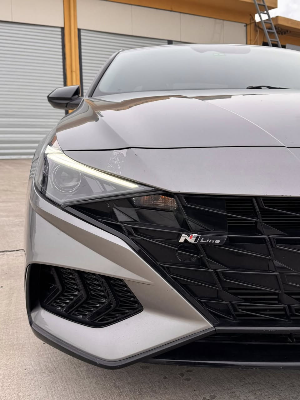 النترا ان لاين موديل2023 سياره بدون دعم بدون صبخ تعديل بارد شبر جملاق خلفي رقم شاصي موجود بين صور حادث كلش خفيف ماشيه29 ميل لون مميز. سياره شرذ ترقيم تترقم شمالي 
*********** اتصل واتساب
