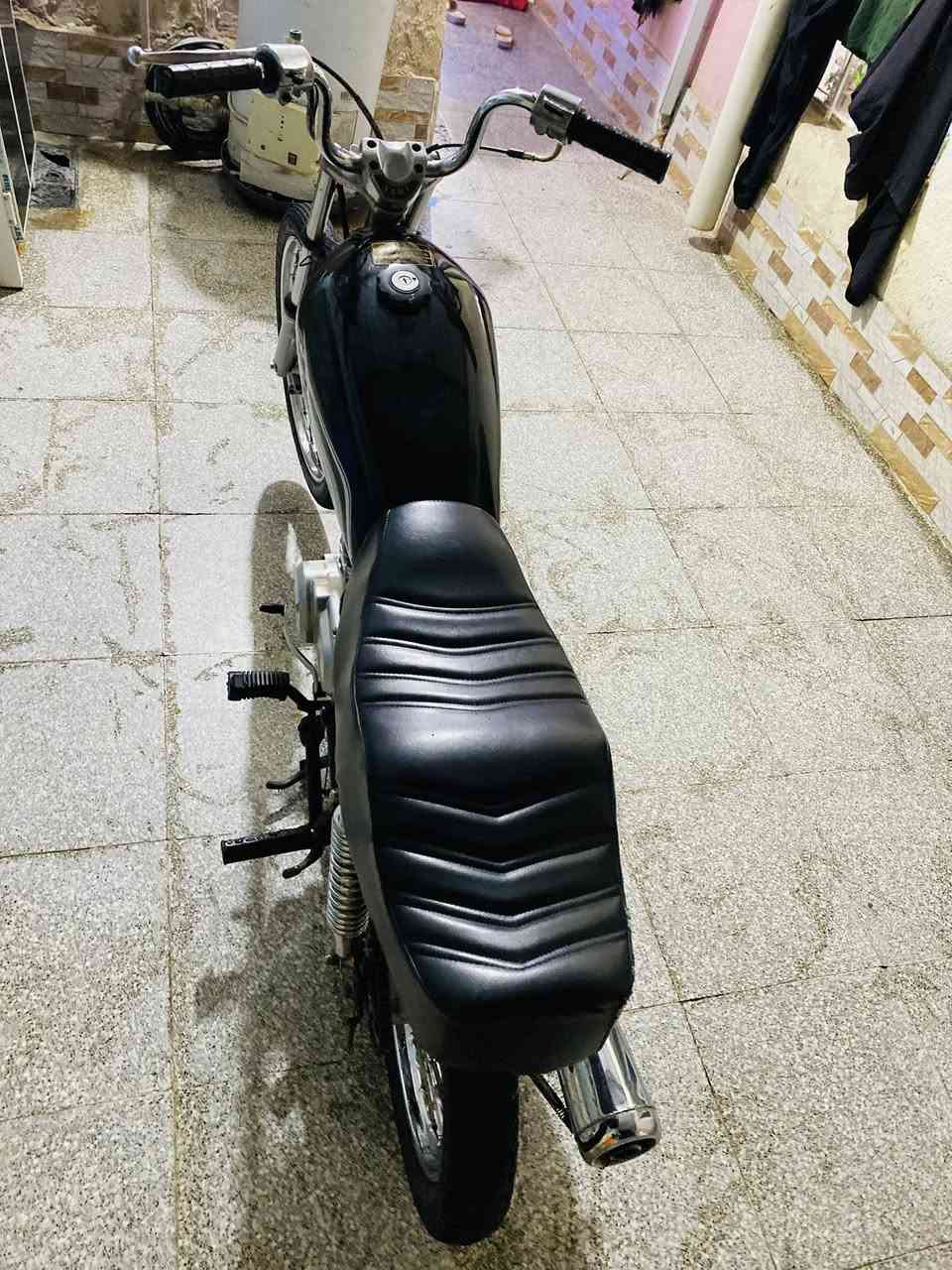 سلام عليكم دراجه تعمير كلك كلك  محرك شلامجه تعميره مديل ماعوزه برغي ٢٥ دراجه حلوه شلعه ومعدل فول دراجه نصبه تخبل العنوان الناصريه مركز السعر٥٢٥ وبيه مجال الرقم ***********
