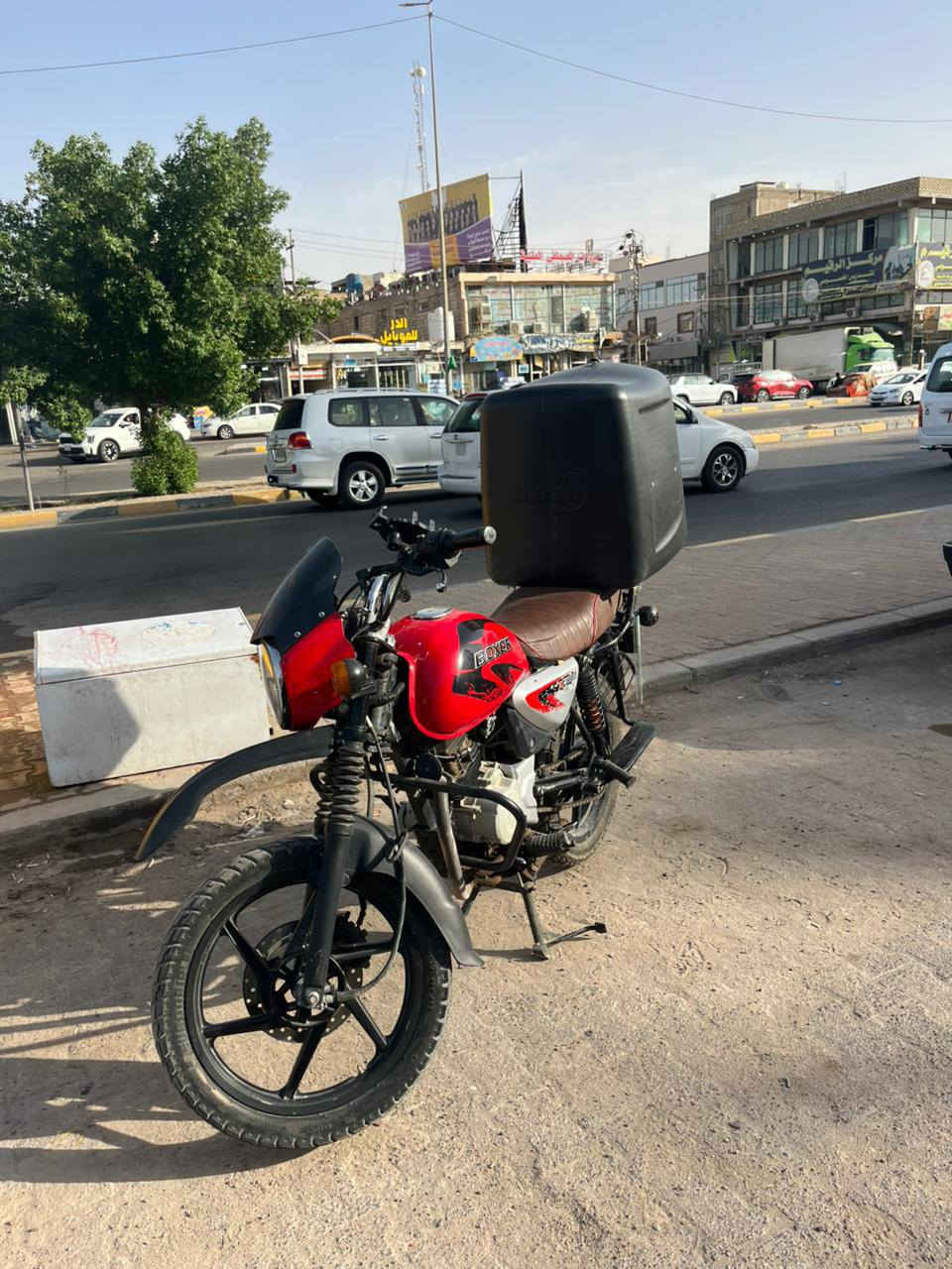 بوكسر اصولي اوراق كامله موديل 23 بيه خيط بخار قليل السعر مليون و300 وبيه مجال قليل تنباع هيه والصندوق الرقم ***********
