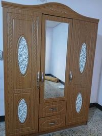 للبيع أغراض مستعمل نظيف تخم كنتور طباخ ثلاجه كاونتر اتصال 07710617366