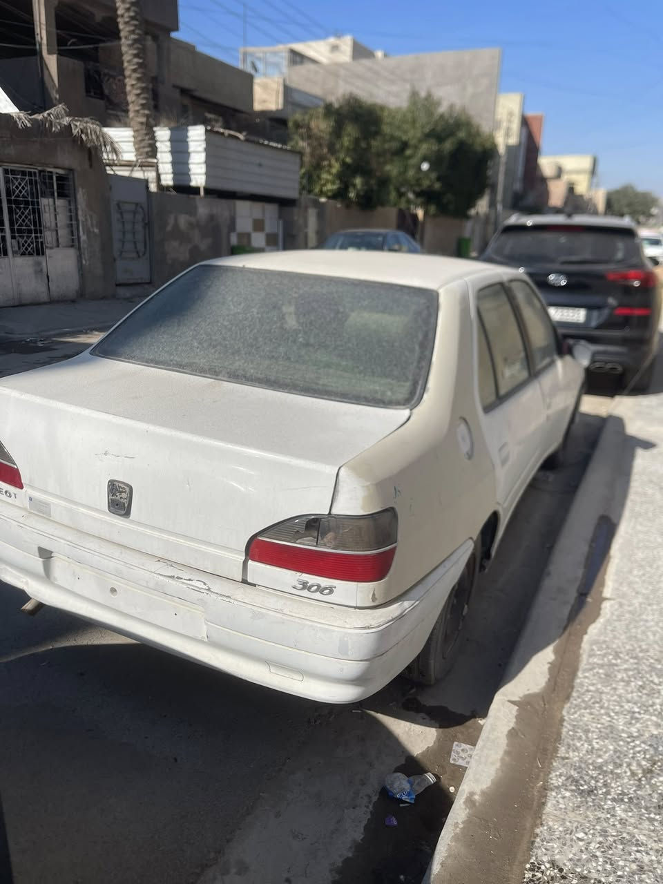 السلام عليكم
للبيع موديل 2002 أبيع كوم حديد مطلوبه للشركه العامه مال سيارات 2003 
أبيع حديد السياره كير مكينه شغالات بس انتركت فتره بسيطه دواخلها يحتاج تنضيف كشنات نضاف
مكاني بغداد الإعلام 
***********
سعرها 16 وبيها مجال بسيط
