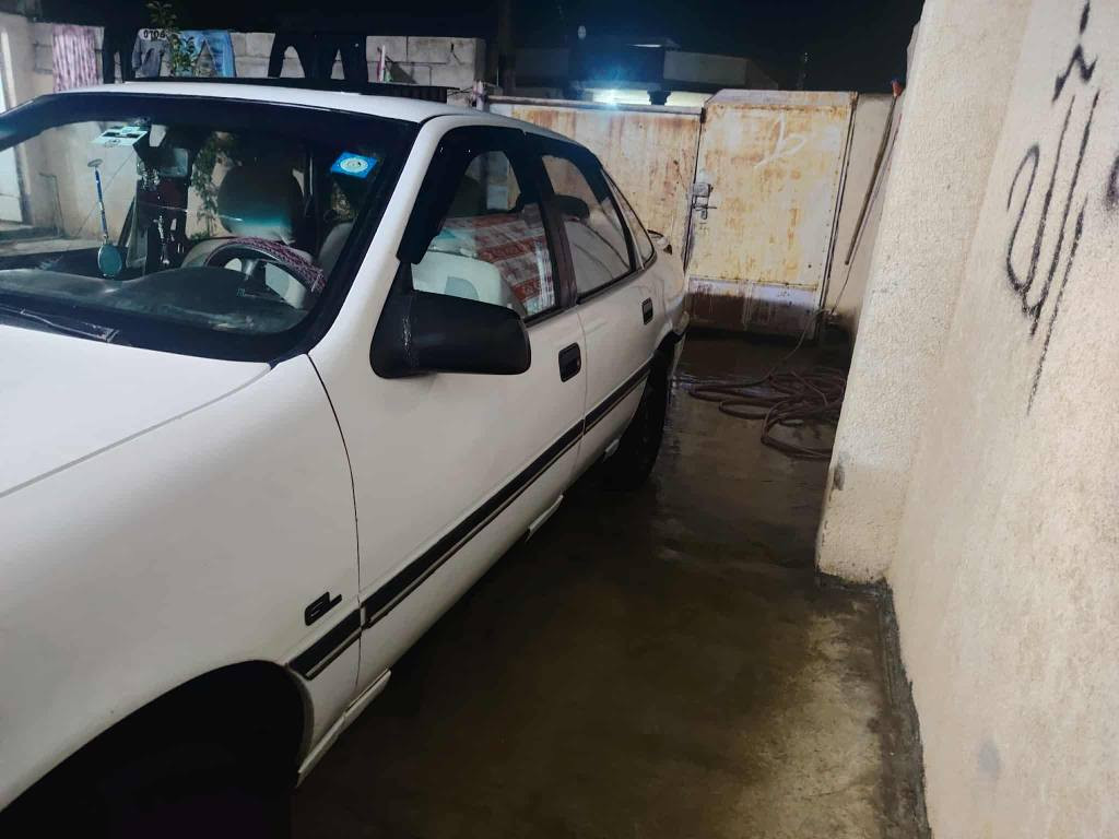 اوبل فكتره موديل 92 كير محرك شرط حجم 16  كهربائيات كله شقاله تخم توير جديد صدر جديد صبق مابيه ابلاديه *********** مكلف بلنشر عندك استفسار اتصل علا راعيه سعره 45 وبيه مجال كركوك, العراق
